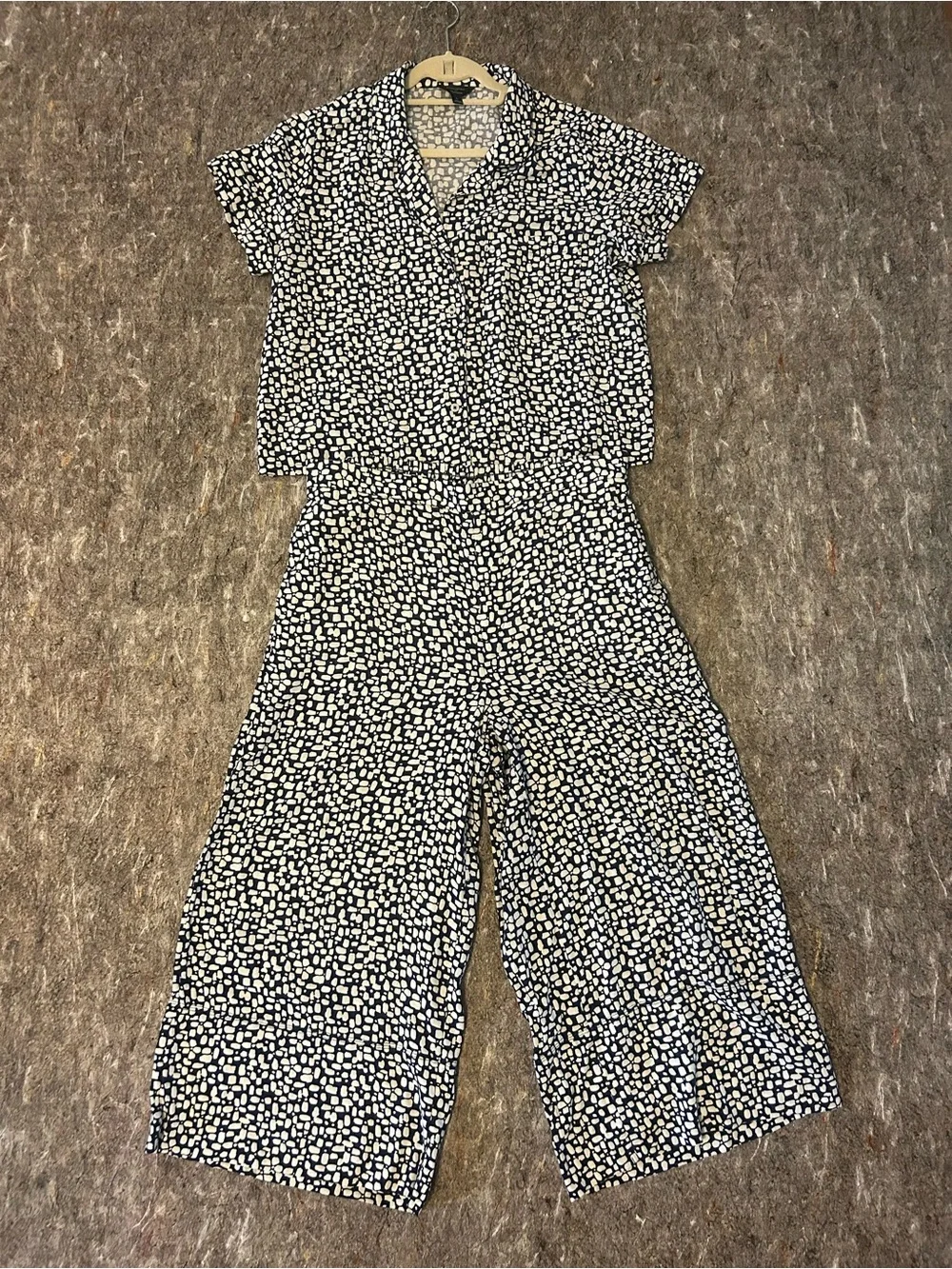 Banana Republic Navy & White Linen  2-Piece Cropped Wide-Leg Set Large
